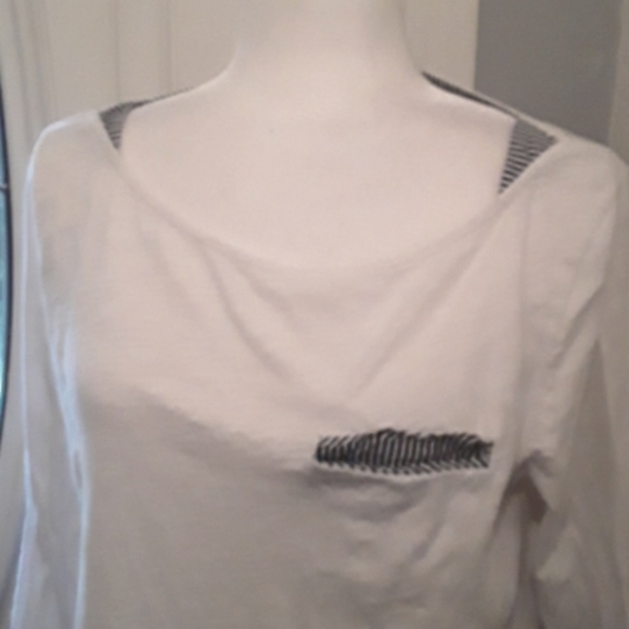 Little Yellow Button Top - Picture 2 of 7